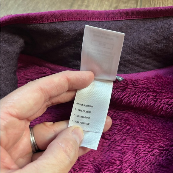 The North Face Magenta Quarter Zip Fleece Sweatshirt Pullover Medium Velour - Picture 10 of 11